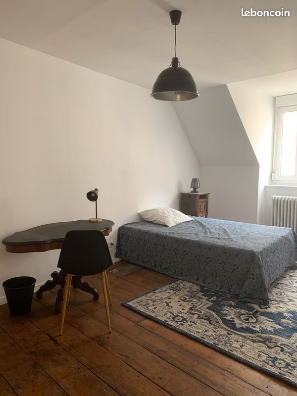Grande chambre COLOCATION (gaz, eau, internet, électricité inclus) (image 1)