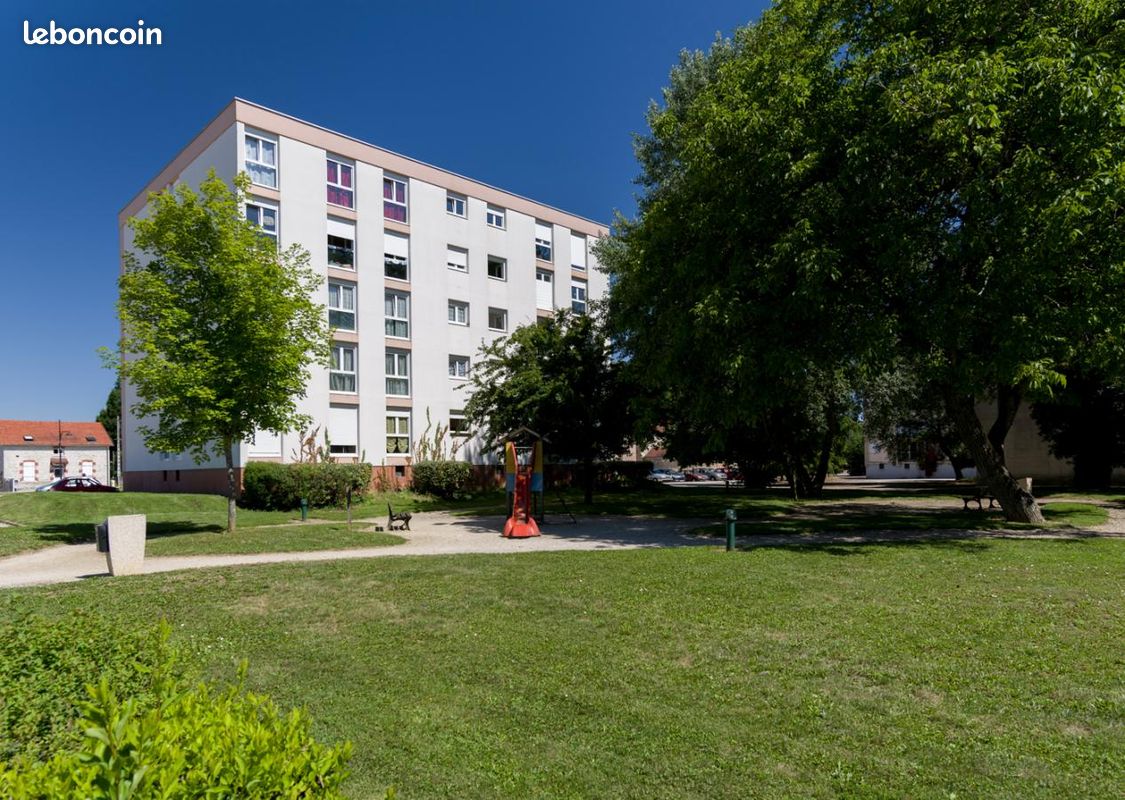 Appartement 4 pièces 81 m² · à Brazey-en-Plaine · 81 m² · 623 €