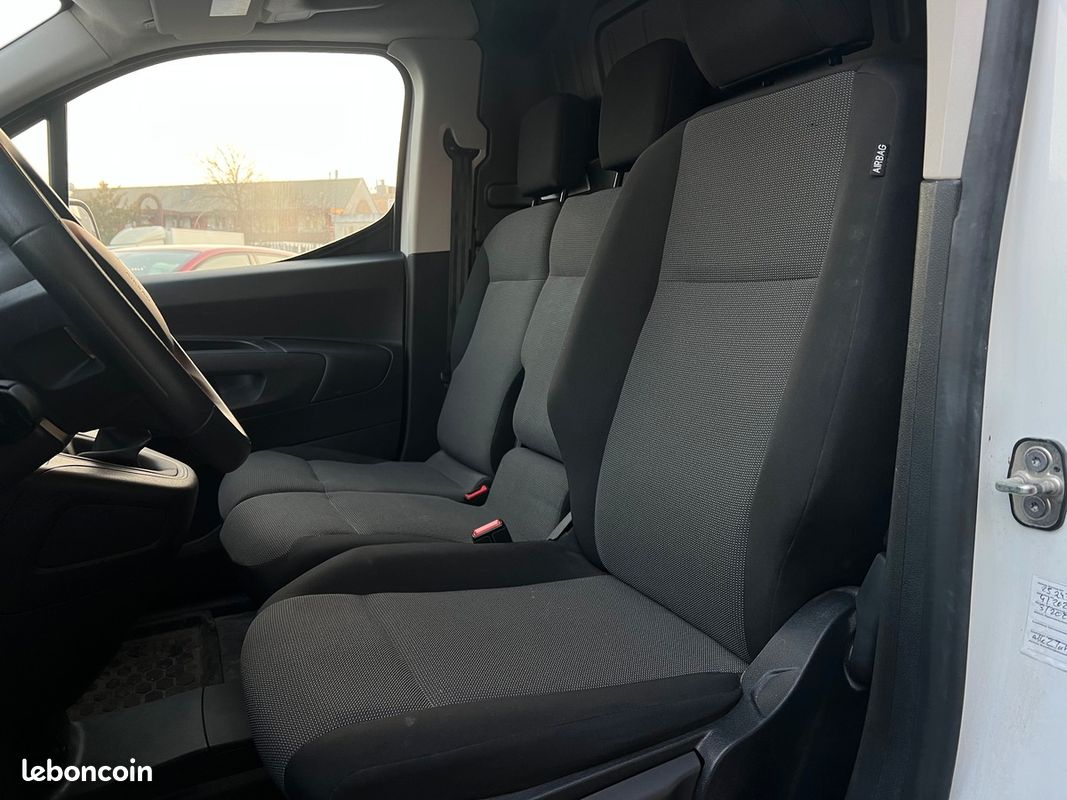 Citroën Berlingo XL 1.2 GPF S&S 110 cv Ecran Multimedia (image 5)