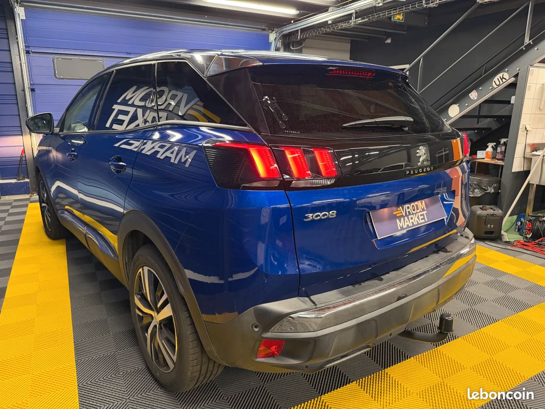 PEUGEOT 3008 1.2 131ch Allure Pack - 2019 - Suivi Complet Peugeot- Boîte auto (image 5)