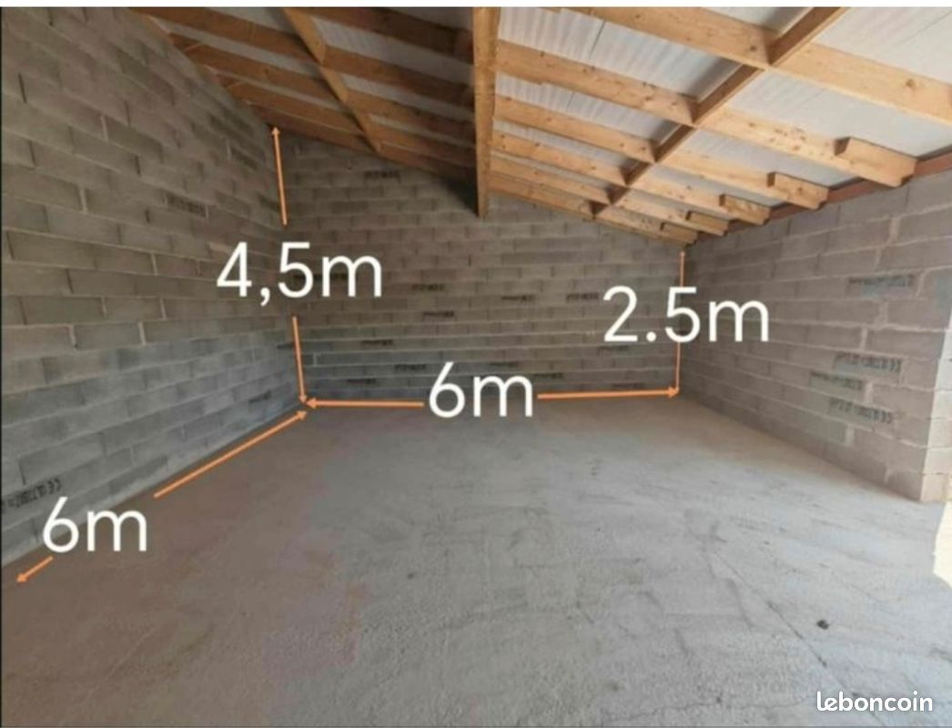 Parking 1 pièce 36 m² · à Villenouvelle · 36 m² · 235 €/mois