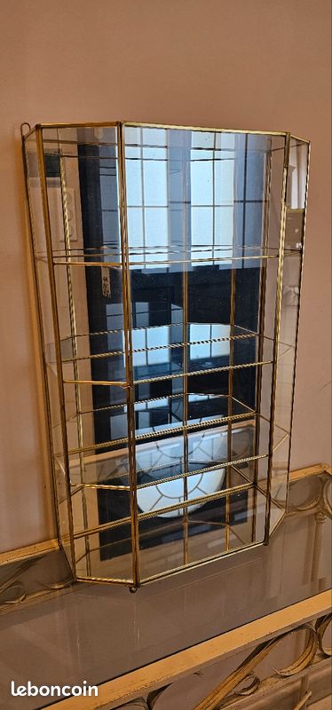 Vitrine d'exposition en laiton (image 1)