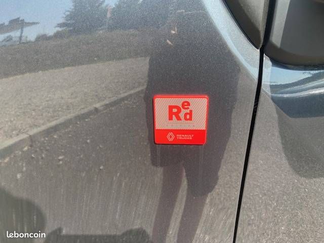 Renault traffic 2.0 170 cv bva 9 places rallonge red 2026 (image 15)