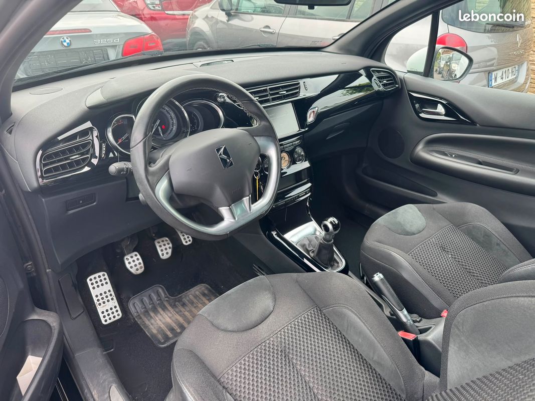 DS DS3 1.2 essence so chic 2016 75 207 kms clim auto parfait etat 1ere main (image 5)