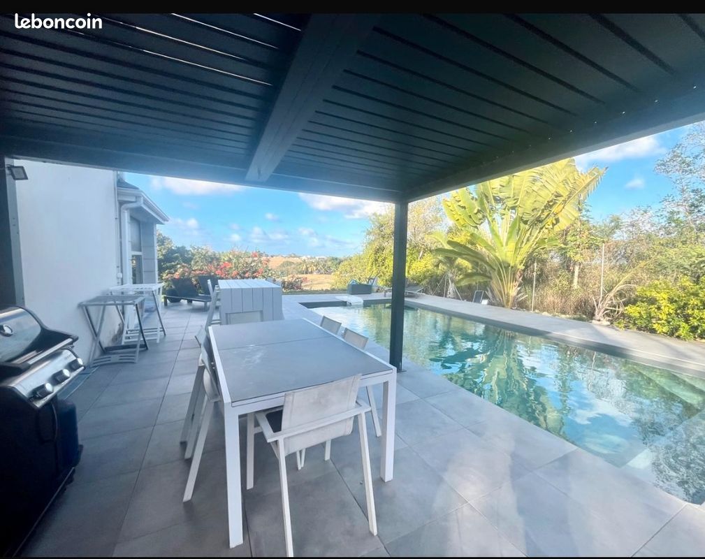 Maison 4 pièces 95 m² · à Sainte-Anne · 95 m² · 449 000 €