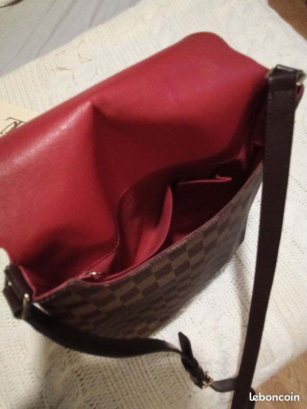 Besace Louis Vuitton (image 5)