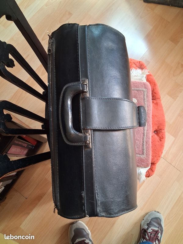 Sacoche en cuir (image 2)