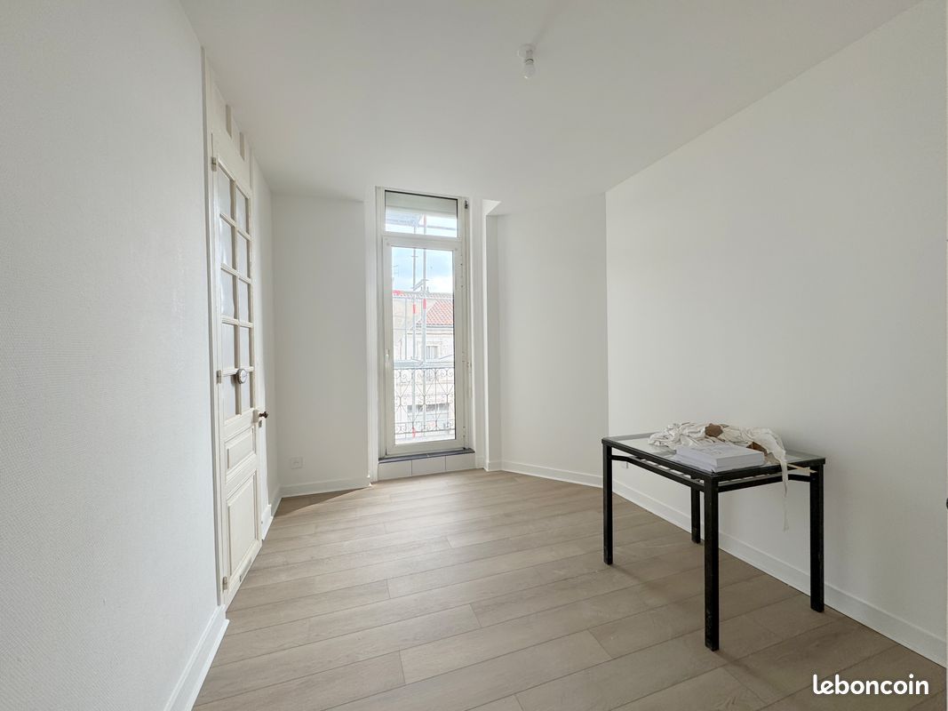 Appartement 2 pièces 32 m² · à Angoulême · 32 m² · 550 €