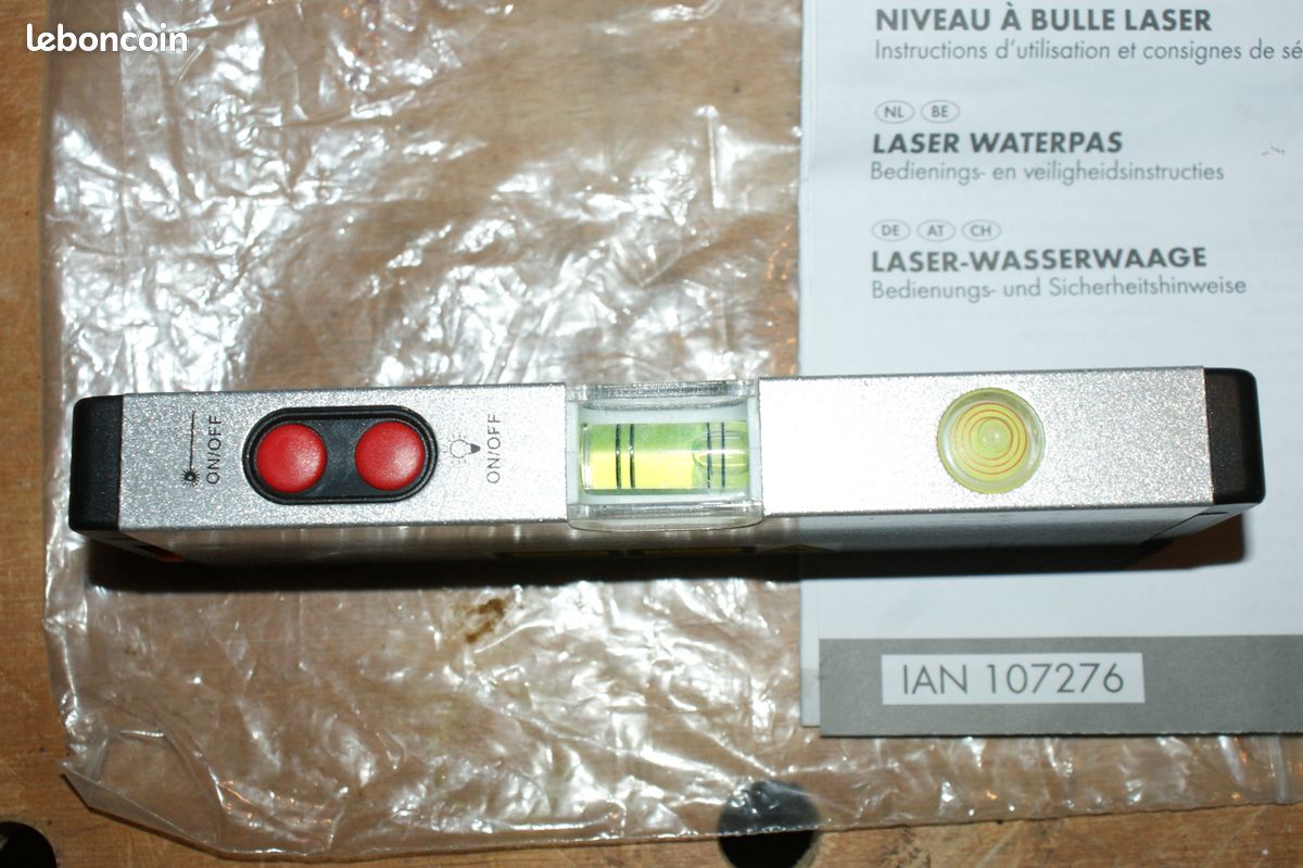 Niveau à bulle laser (image 1)