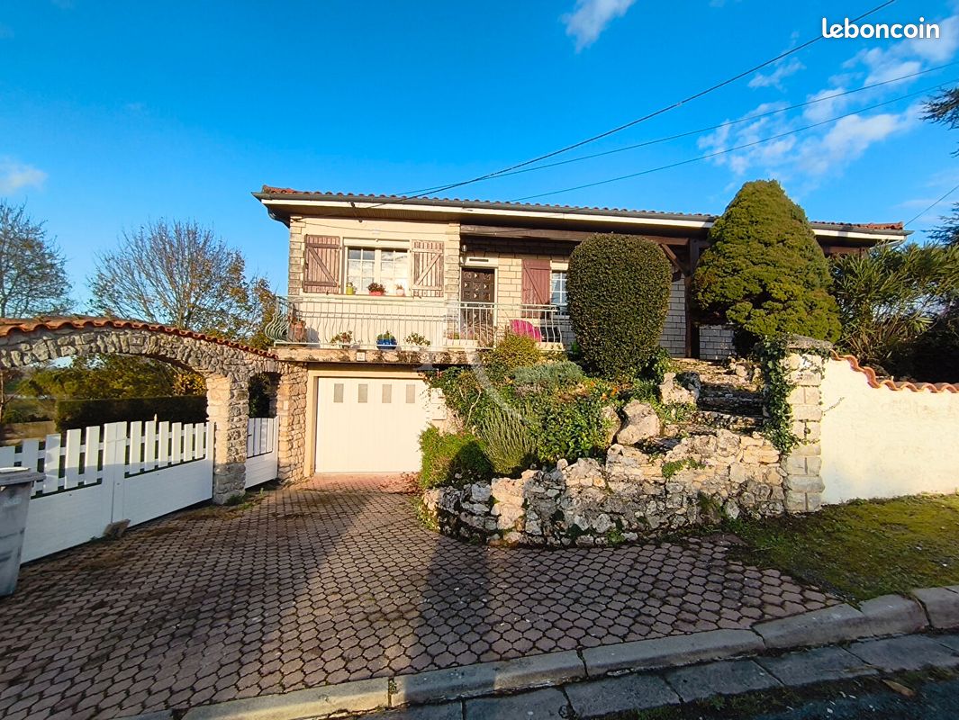 Maison 5 pièces 170 m² · à Soubise · 170 m² · 360 000 €
