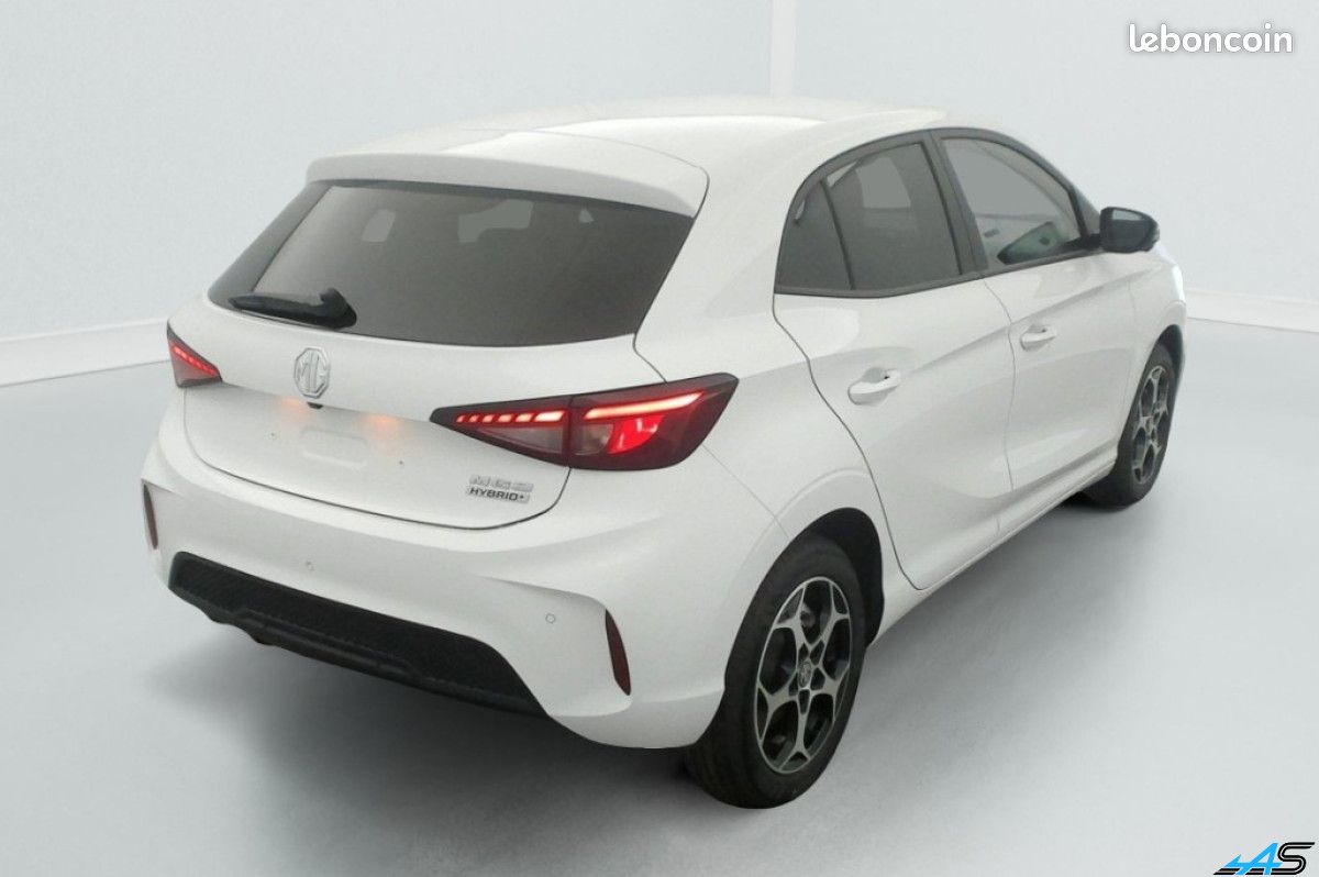 MG 3 MG3 1.5 L Hybrid+ 195 ch Luxury SUR COMMANDE (image 6)