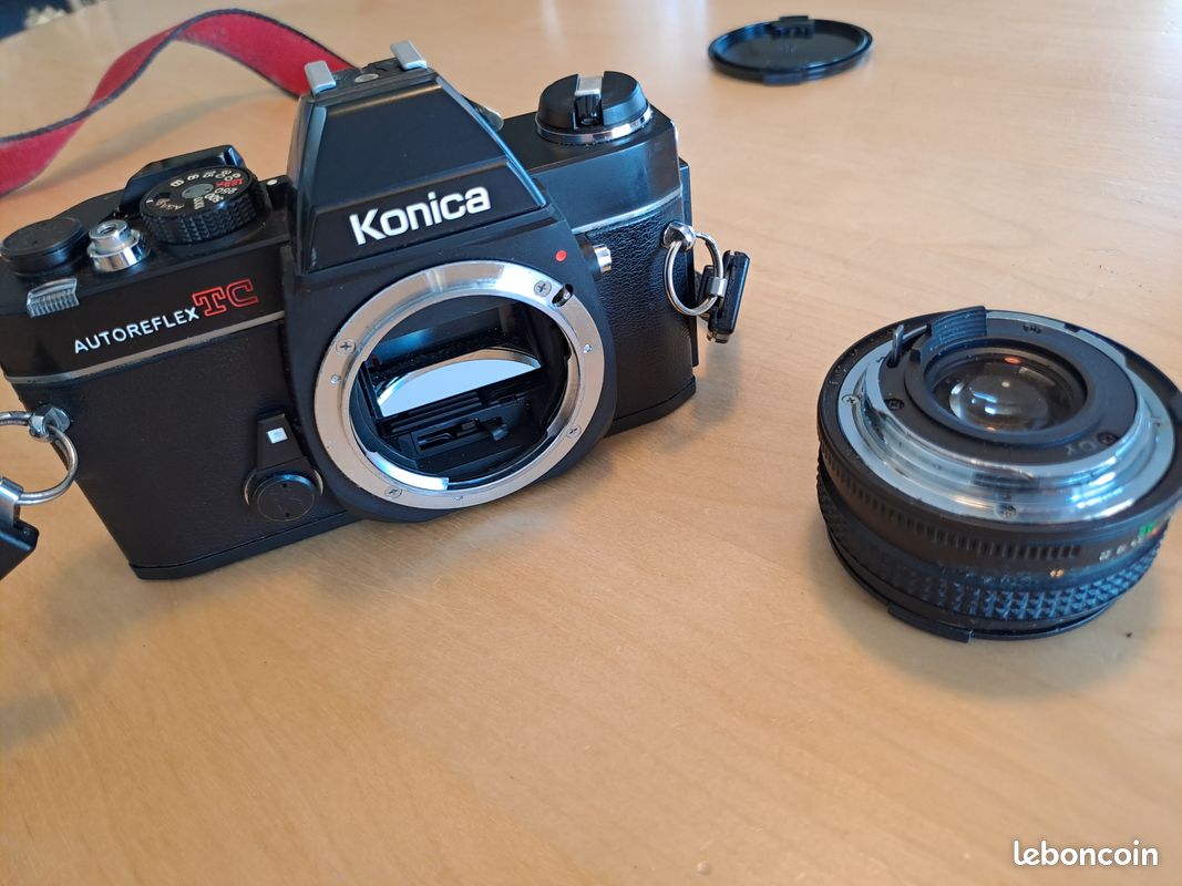 Appareil Photo Argentique Konica Autoreflex T – Inventaire 252140, Occasion, Fonctionnel