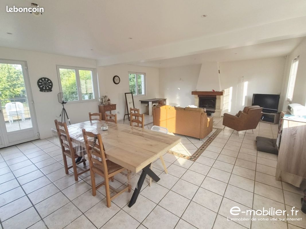 Maison 5 pièces 150 m² · à Le Plessier-Rozainvillers · 150 m² · 228 000 €