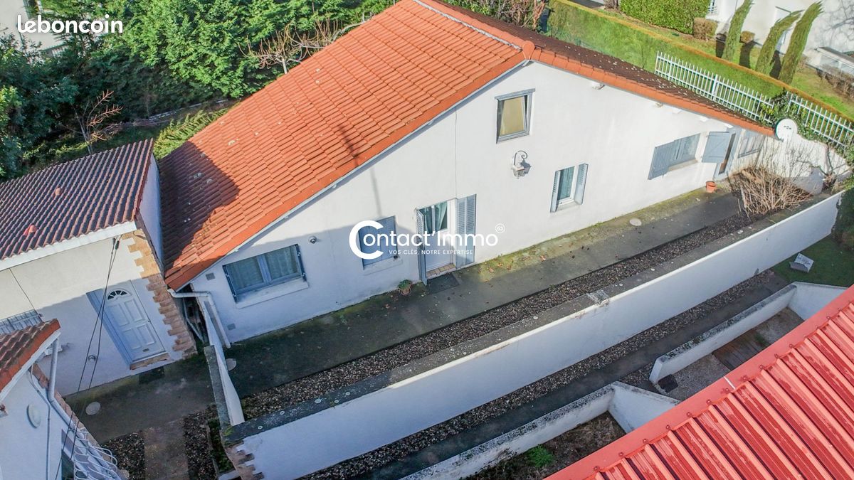Maison 3 pièces 77 m² · à Clermont-Ferrand · 77 m² · 109 000 €