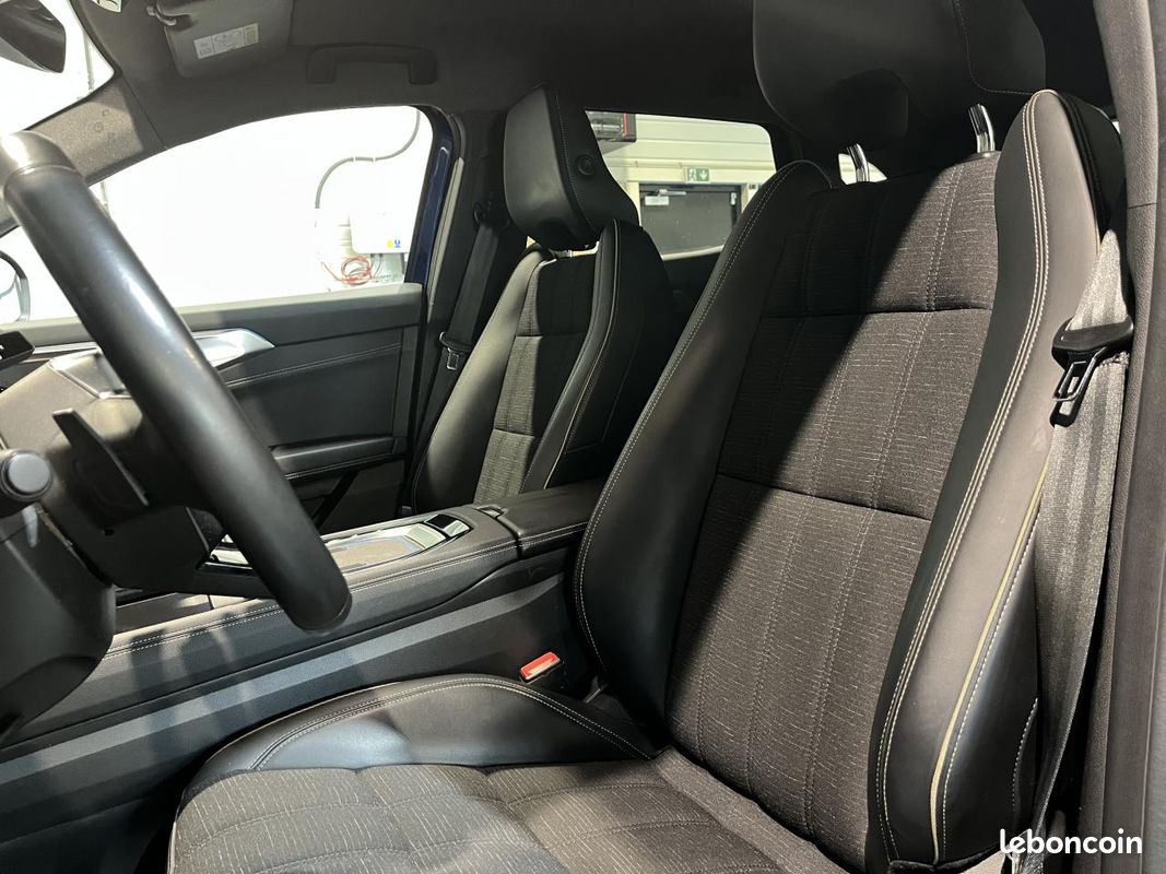 RENAULT AUSTRAL 1.2 E-Tech Hybride - 200CH - CAMÉRA 360° - SIÈGES CHAUFFANTS - BAVETTES (image 9)