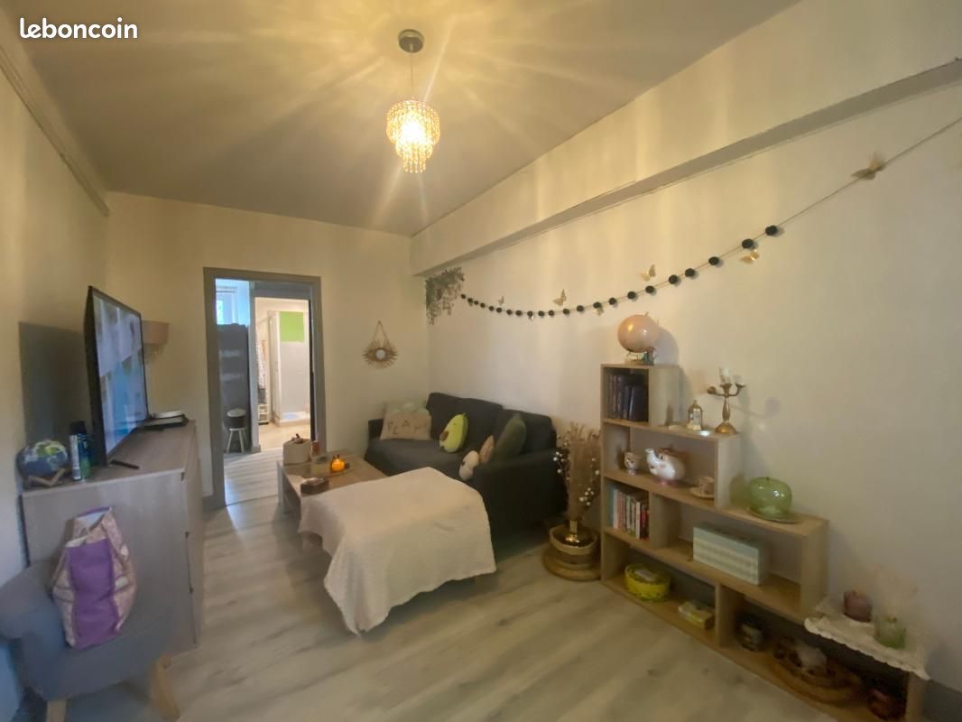 Appartement 2 pièces 47 m² · à Castres · 47 m² · 450 €