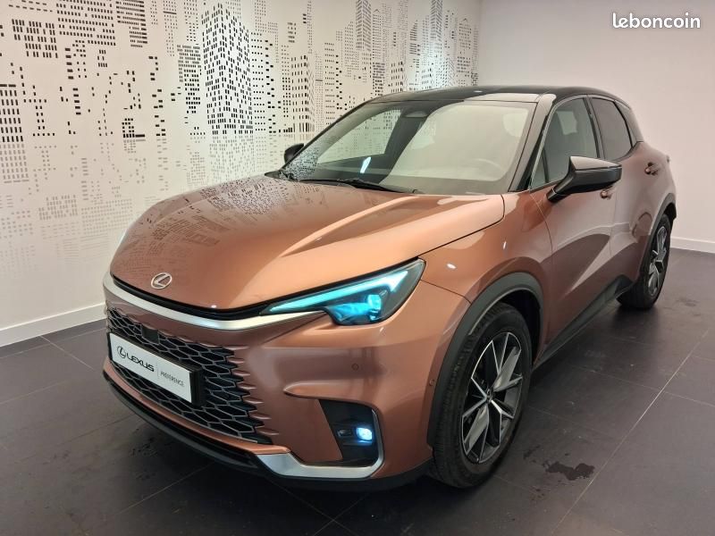 Lexus LBX 1.5 136ch Cool 2WD (image 1)