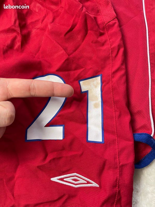 4 répliques cartonné )) 4 Maillots OL Olympique Lyonnais 2002