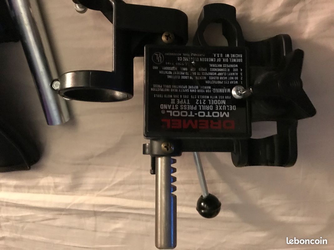 Dremel 300 avec support perceuse Dremel (image 3)
