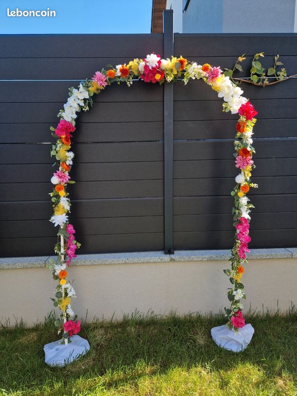 Deco mariage , arche de fleuri (image 1)