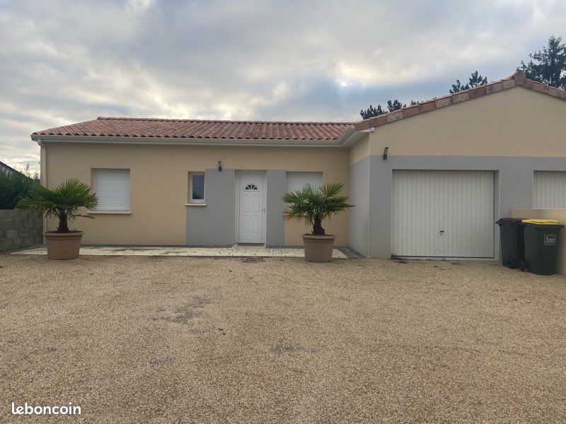 Maison 4 pièces 100 m² · à Magnac-sur-Touvre · 100 m² · 980 €/mois