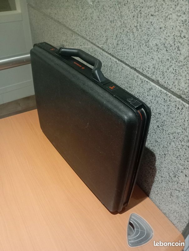 Malette Samsonite vintage pas de clé (image 4)