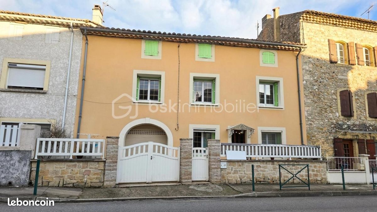 Maison 5 pièces 174 m² · à Saint-Just-d'Ardèche · 174 m² · 179 000 €