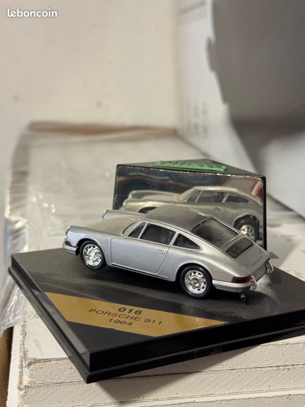 Modèle Réduit Porsche 911 GT2 2000 - Minichamps 1/43 - Occasion - Zamak - Échelle 1:43