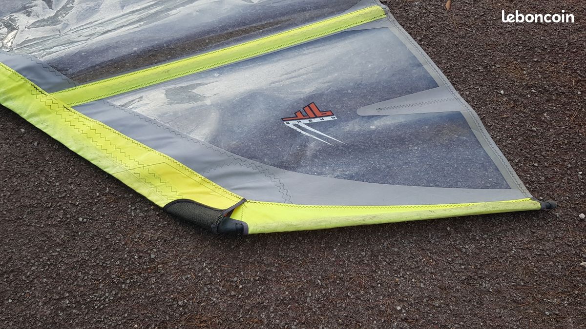 Planche à voile équipée (image 7)
