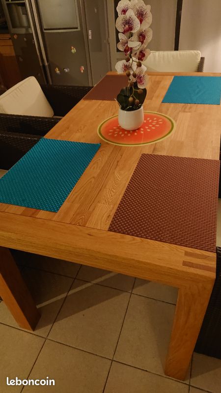 Table en bois massif rectangulaire 6 personnes (image 4)