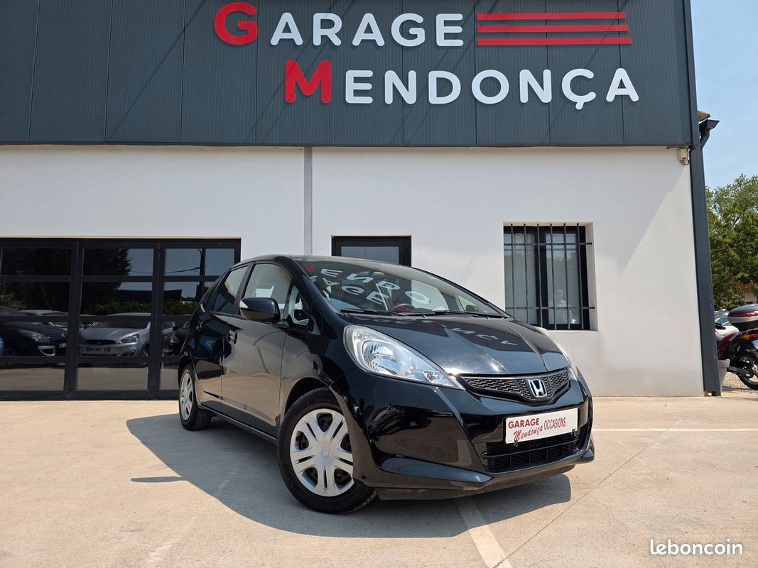 Honda Jazz — 1.4i 100 ch Comfort / 1°Main & Boîte automatique (image 1)
