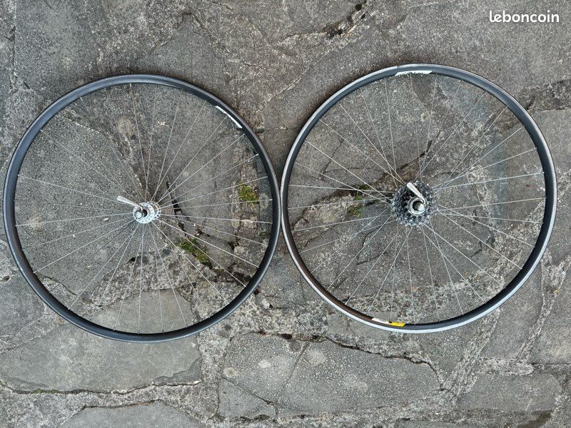 PAIRE D'ANCIENNE ROUE de vélo 700c attache rapide Simplex, vintage EUR 120,00 - FR