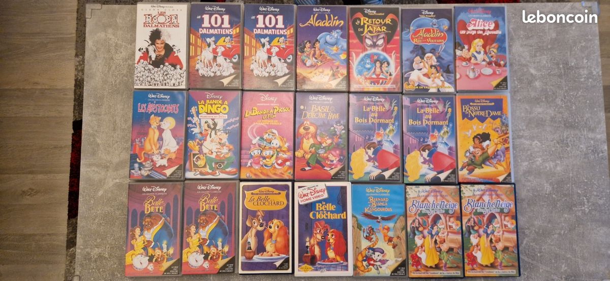Lot VHS Disney et divers (image 1)