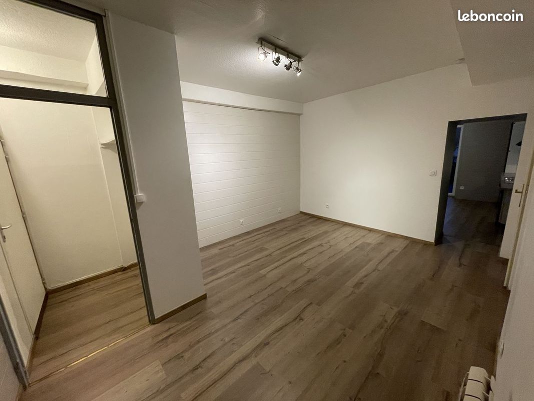 Appartement a louer vesoul - 2 pièce(s) - 50 m2 - Surfyn