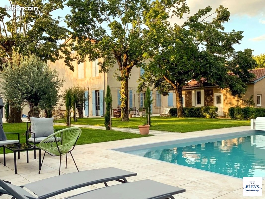 Maison 7 pièces 200 m² · à Castres · 200 m² · 575 000 €