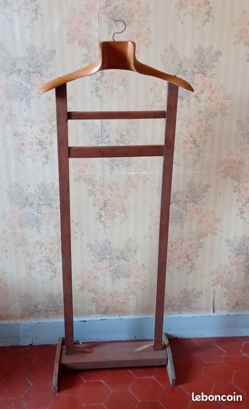 Draguignan Valet de chambre de nuit bois année 50 (image 1)