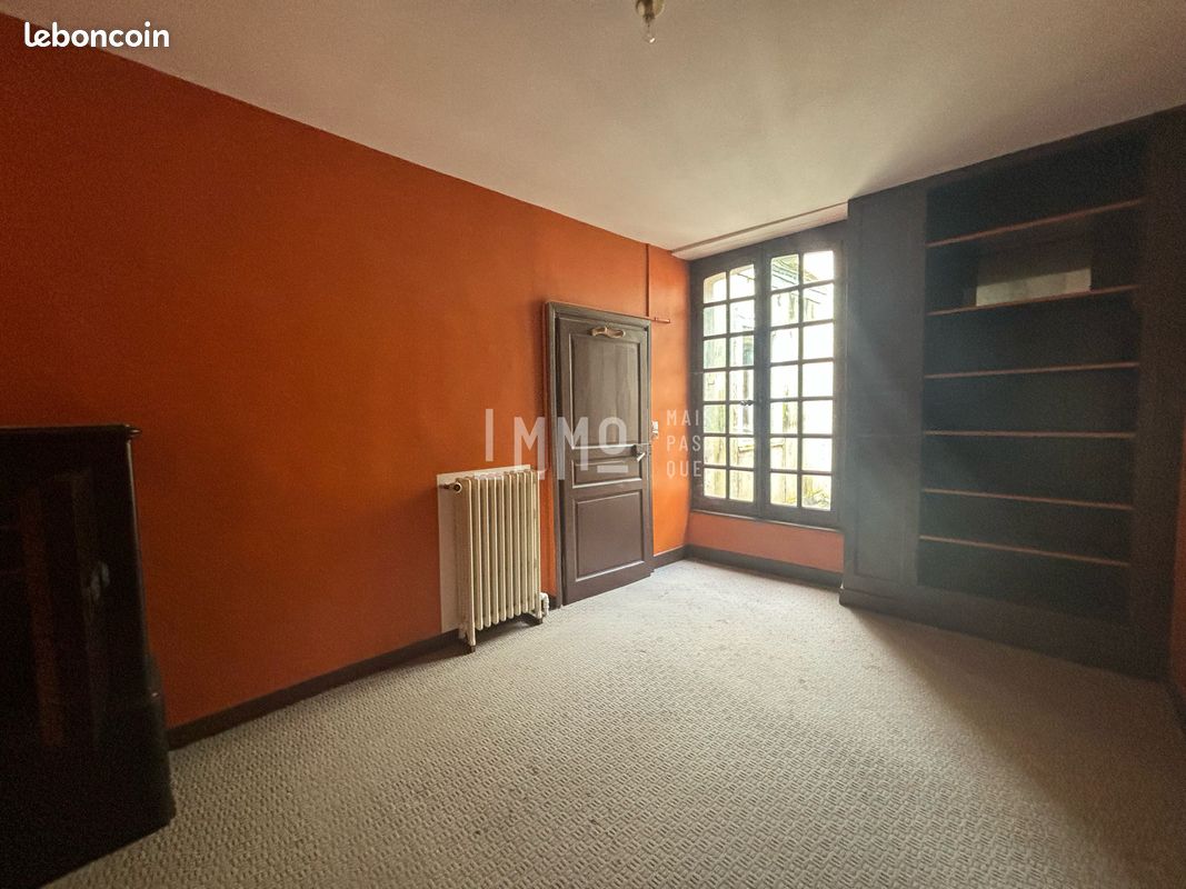 Immeuble 150 m² Saint-Calais (image 10)