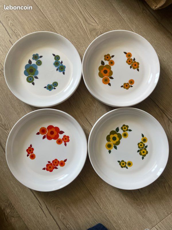 Lot De 11 Assiettes à Dessert Arcopal - Motif Oignons Bleus - Vintage France (1980)