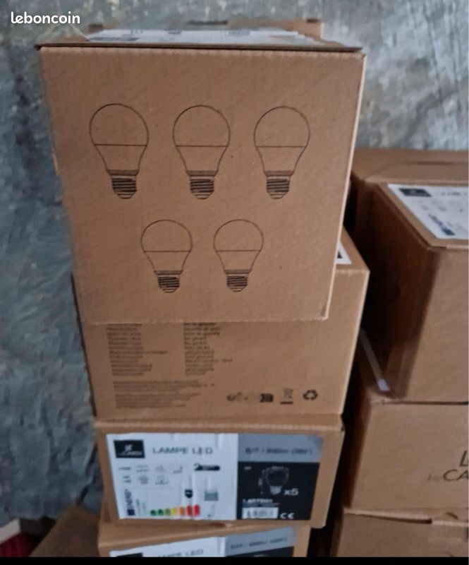 Vente de lampes LED by CARDI E27 (image 2)