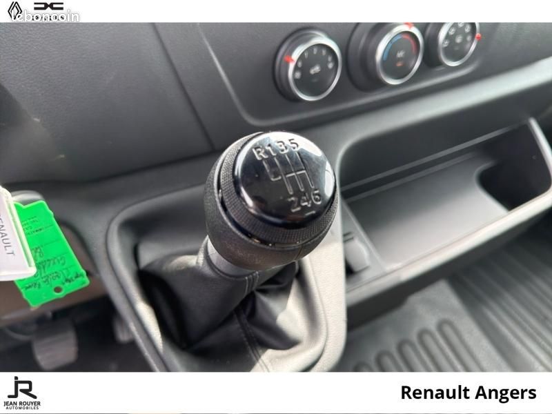 Renault Master CCb RJ3500 L2 2.3 Blue dCi PAF AR court 130ch Confort 29570 HT (image 20)