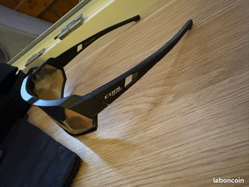 Lunette de soleil (image 4)