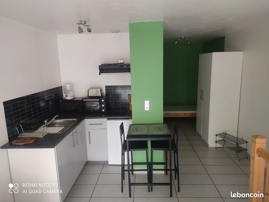 Appartement 1 pièce 27 m² · à Saint-Étienne · 27 m² · 410 €