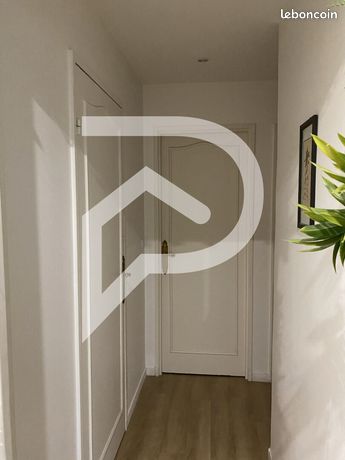 https://img.leboncoin.fr/api/v1/lbcpb1/images/39/16/48/391648a7172e691bc6af5a55977f305e7d3b995e.jpg?rule=ad-image
