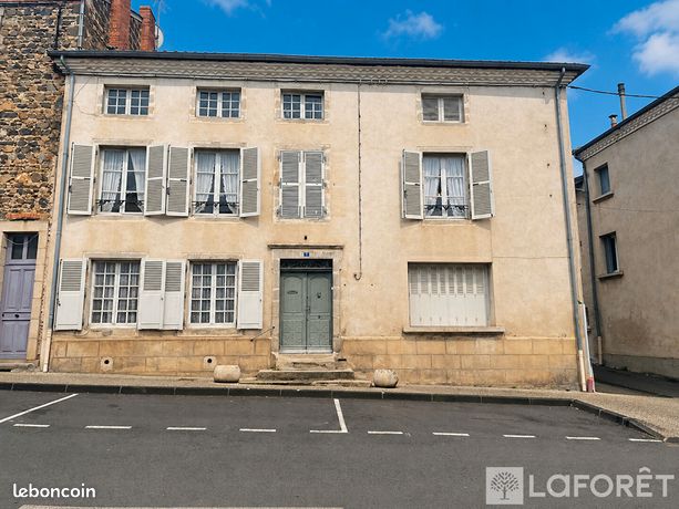 Maison 10 pièces 210 m²
