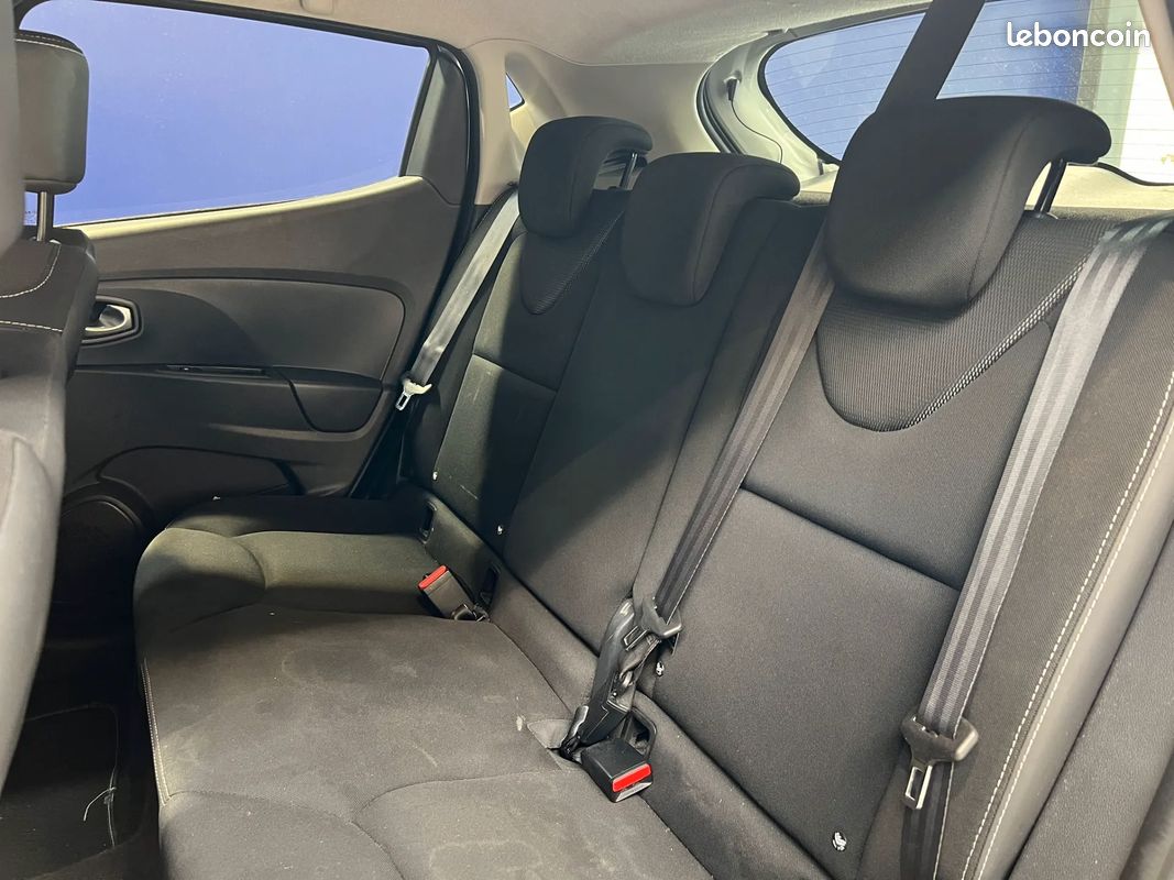 RENAULT Clio 1.5 D 75ch Business - 2016 - GPS - Bluetooth - Régulateur - Distribution neuve (image 12)