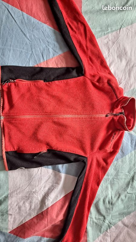 Polaire rouge t 7 ans decathlon (image 1)