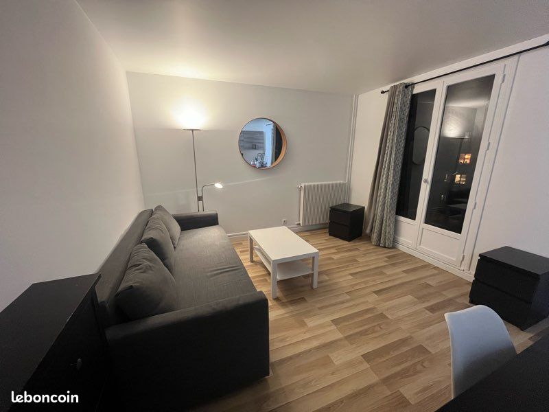 Appartement 1 pièce 25 m² · à Puteaux · 25 m² · 1 010 €/mois