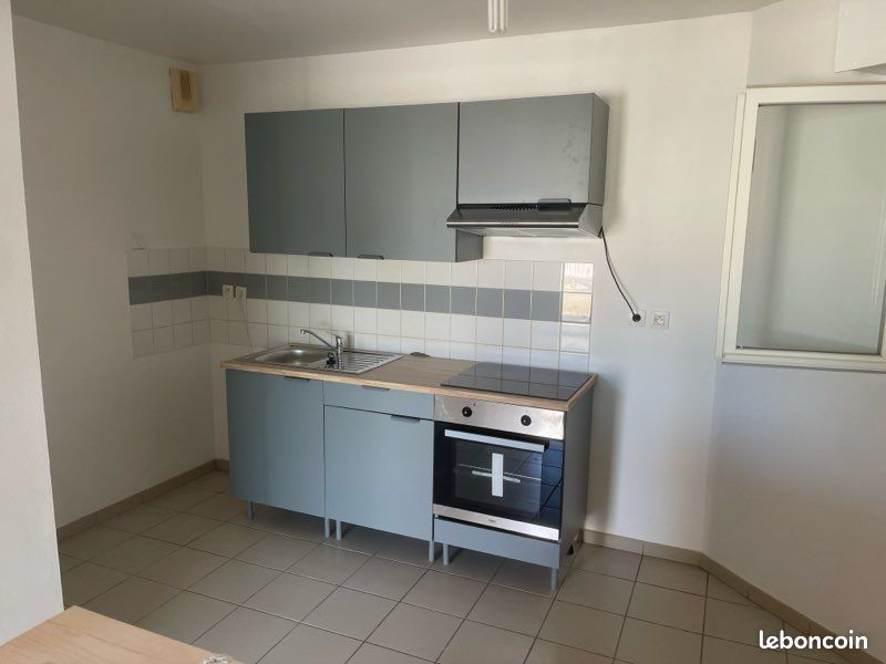 Maison 5 pièces 80 m² · à L'Aiguillon-la-Presqu'Île · 80 m² · 800 €/mois
