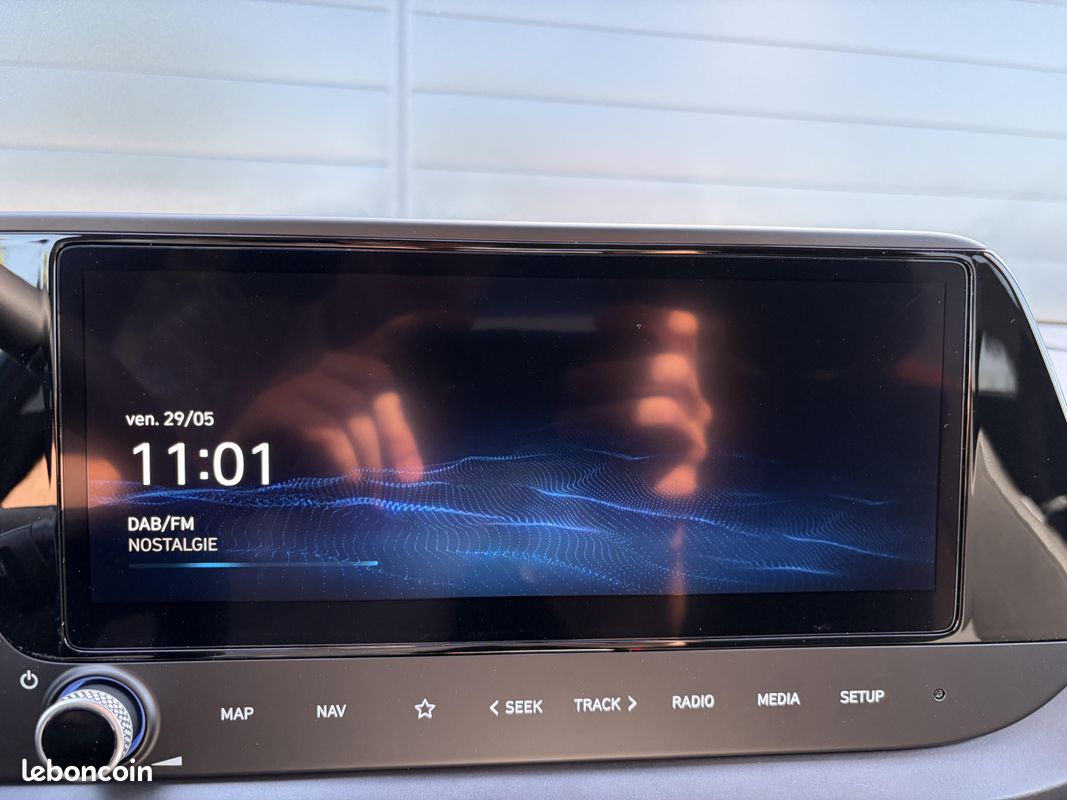 HYUNDAI i20 1.0 T-GDi 90 DCT-7 Creative (image 12)