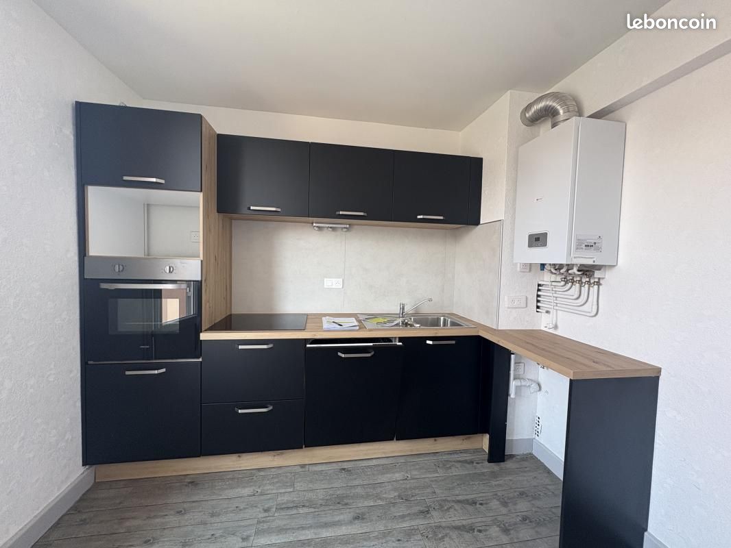 Appartement 3 pièces 61 m² · à Le Puy-en-Velay · 61 m² · 650 €